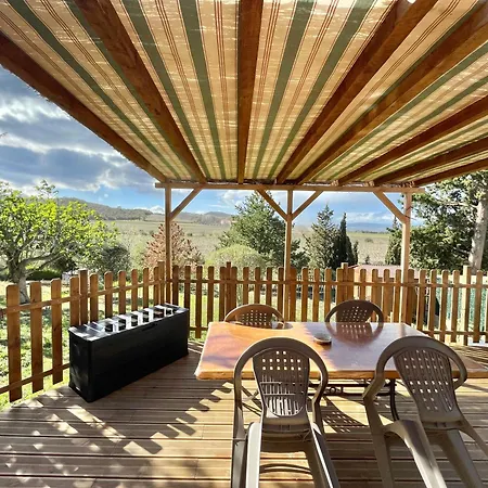 بيت للعطل De L'auxineill Castelnou